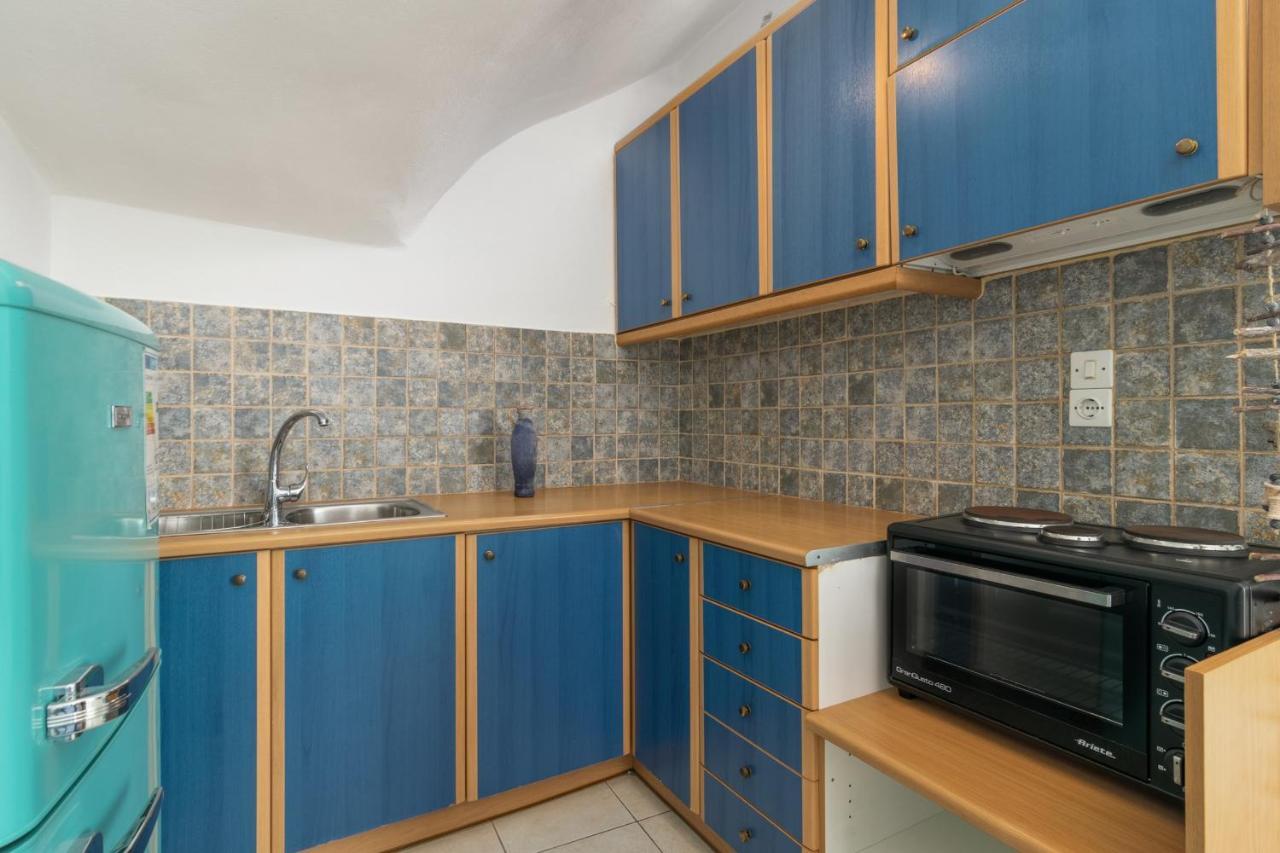 Stefania'S Cycladic Apartments I Adamantas  Bagian luar foto